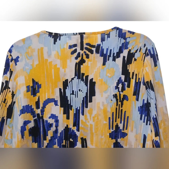 Ellen Tracy - NWT, Multi Colored Blouse, Gold Logo In Round Neck, 3/4 Sleeve W/ - Picture 10 of 11